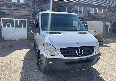 Mercedes-Benz Sprinter 213 CDI (906)