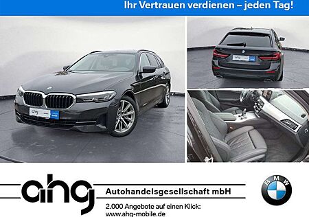 BMW 520 d xDrive Touring Navi Sportsitze RFK LED