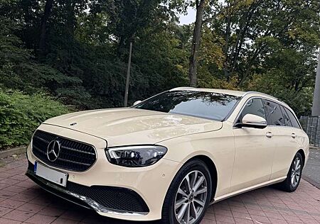 Mercedes-Benz E 220 d T 9G-TRONIC Avantgarde