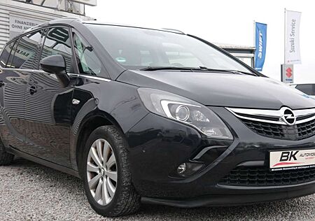 Opel Zafira Tourer 1.6 CDTI Xenon Turbo neu Navi Klimaaut Sitzheizung
