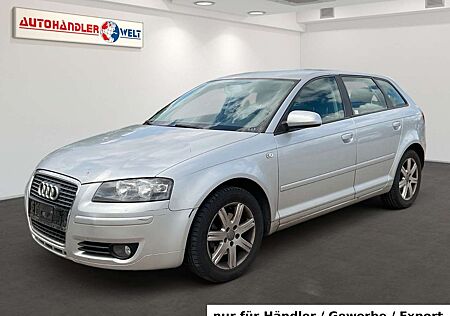 Audi A3 Sportback 1.6 FSI Attraction
