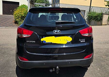 Hyundai ix35 1.7 CRDi 2WD blue Finale