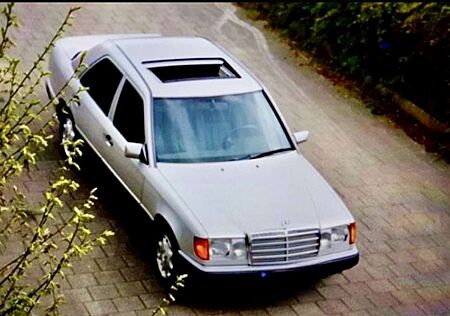 Mercedes-Benz E 200 Garagengold, einer der besten …
