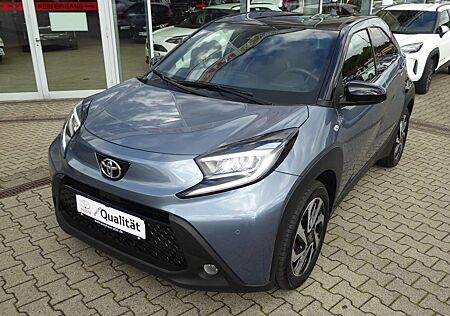Toyota Aygo (X) Pulse + Comfort Paket + LED Paket