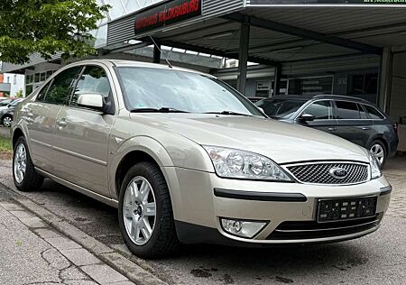 Ford Mondeo Lim. Ghia 2.5i V6/SHZ/PDC/Sehr gepflegt