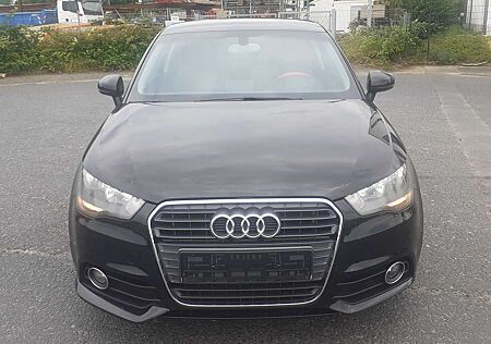 Audi A1 1.4 TFSI S line Sportpaket