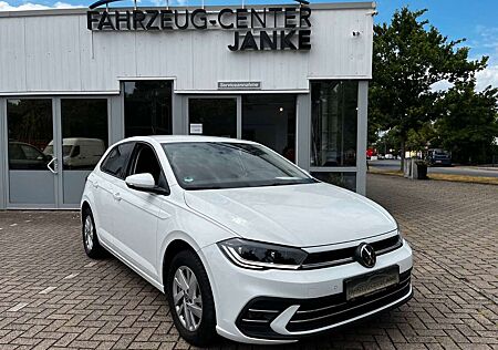 VW Polo Volkswagen VI Style +IQLight/Navi/CarPlay/SHZ+