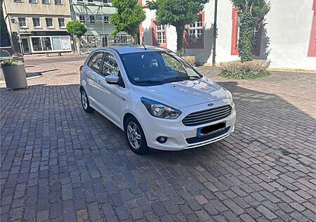 Ford Ka /+ Cool & Sound