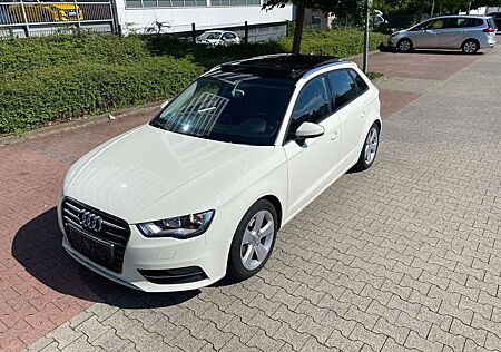 Audi A3 2.0 TDI Sportback/Panorama