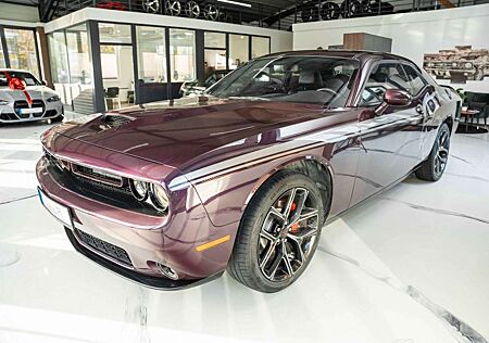 Dodge Challenger 3,6 KAMERA LEDER XENON TOP