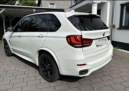 BMW X5 xDrive30d M-Paket - Finanzierung möglich