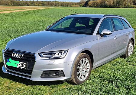 Audi A4 2.0 TDI S tronic Head-Up, AHK, Glasdach