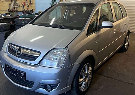 Opel Meriva 1.8-Panorama Dach-Navi!!