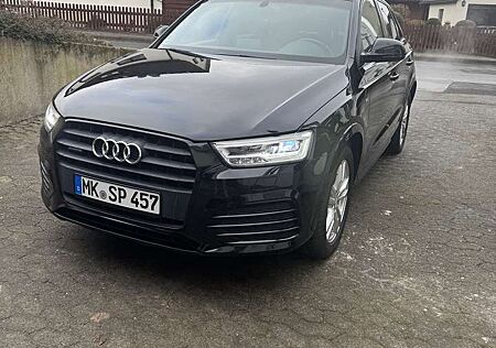 Audi Q3 2.0 TDI quattro sport