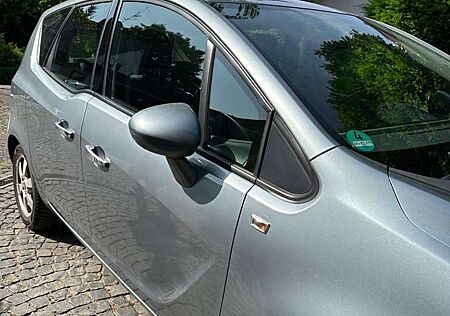 Opel Meriva 1.4 Innovation, Nichtraucher