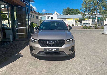 Volvo XC 40 XC40 B3 Plus Dark/2 Pakete/Allwetter++
