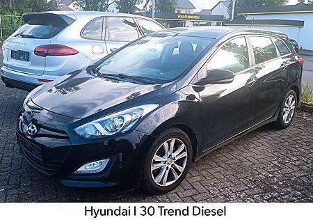 Hyundai i30 cw Trend Reifen, Tüv und Service NEU !!!