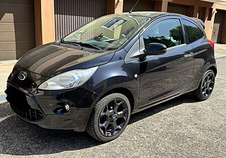 Ford Ka /+ 1.2 Titanium