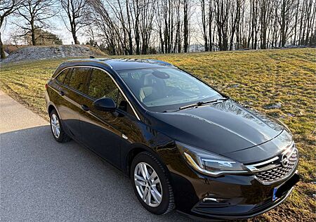 Opel Astra Sports Tourer +