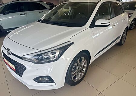 Hyundai i20 blue 1.2 Style