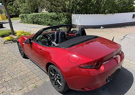 Mazda MX-5 MX-5 SKYACTIV-G 131 Exclusive-Line