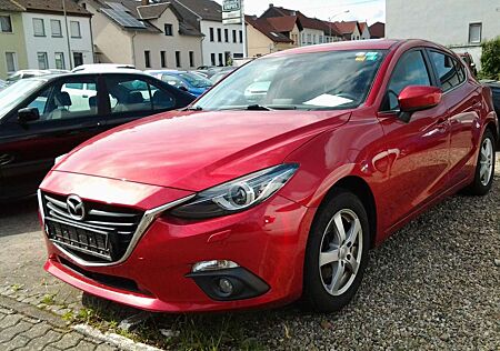 Mazda 3 Lim. Center-Line