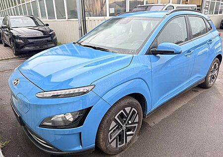 Hyundai Kona gebraucht kaufen Hyundai Kona Select*WMP*ST-Heiz*ACC*CarPlay*R.cam*SHZ