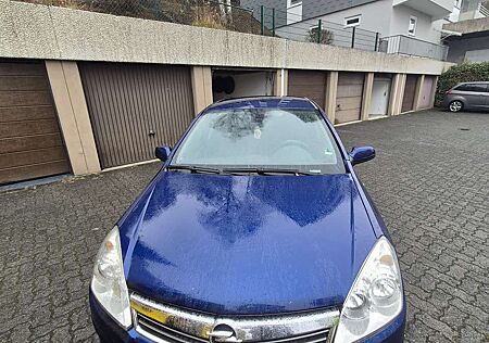 Opel Astra 1.3 CDTI DPF Edition