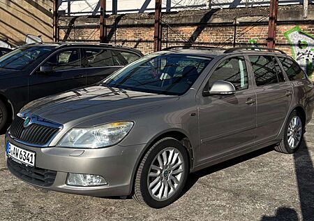 Skoda Octavia Combi 1.8 TSI DSG Laurin & Klement