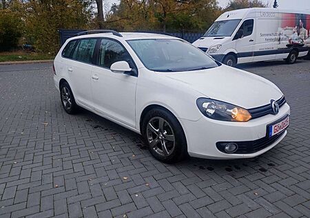 VW Golf Variant Volkswagen 1.6 TDI DPF BlueMotion Technology Comfortline