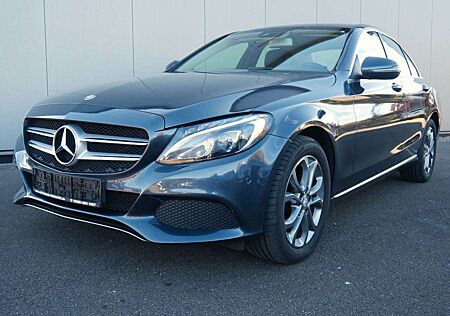 Mercedes-Benz C 220 d 4Matic Lim Avantgarde NAVI/LED/S-DACH/AHK