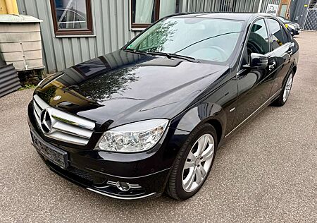 Mercedes-Benz C 200 CGI Automatik Avantgarde PDC Vo+Hi Leder NAVIGATIO