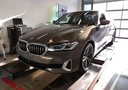 BMW 530 d xDrive Luxury°H&K°LASER°HUD°KOMFORT°INDIV