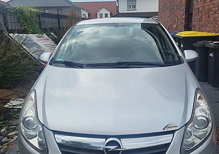 Opel Corsa 1.2 LPG Sport