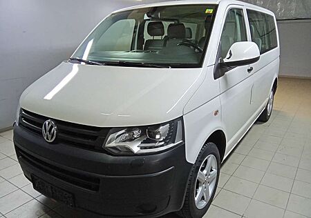 VW T5 Transporter Volkswagen 6 Sitzer