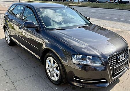 Audi A3 Sportback 1.4 TFSI Ambiente/1.Hand/Automatik