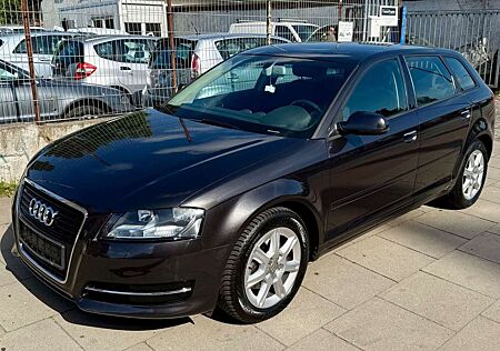 Audi A3 Sportback 1.4 TFSI Ambiente/1.Hand/Automatik