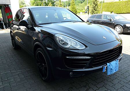 Porsche Cayenne Turbo Tiptronic S, Top Ausstattung, 2. Hand