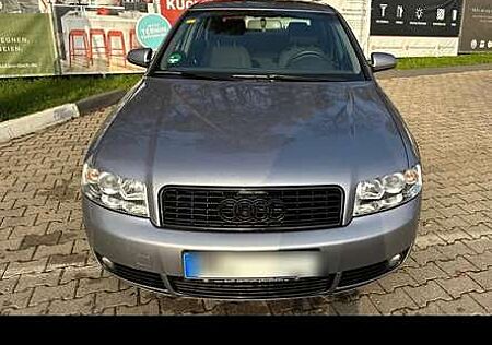Audi A4 1.6