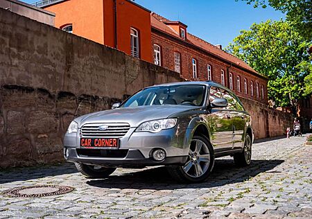 Subaru Legacy Outback 2.5i Outback 4x4 Leder beige TÜV