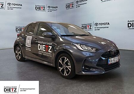Toyota Yaris 1.5 Hybrid Teamplayer*ACC*KAM*APPLE-CAR