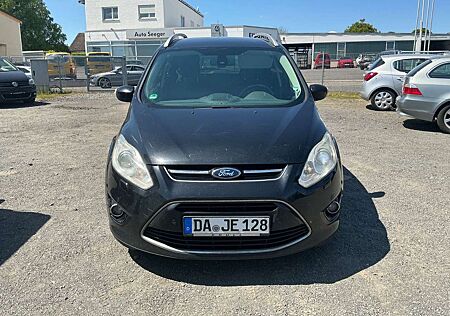 Ford Grand C-Max Titanium