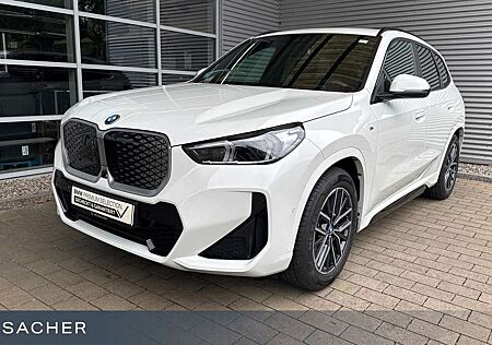 BMW iX1 XDRIVE30 M-Sport Navi HUD 360° ACC AHK 18"