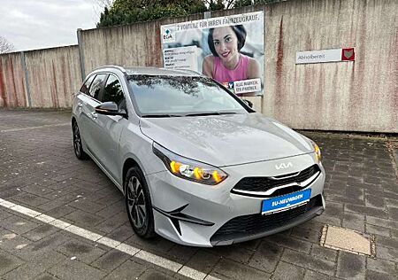Kia Cee'd Ceed / 1.0 T-GDI Ultimate Edition - Navi -e.Heckklappe