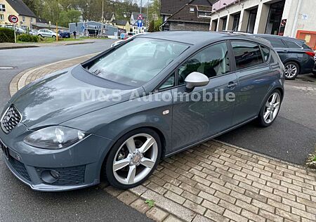 Seat Leon FR Automatik,Navi,211 PS,Alu,Klima, Tüv