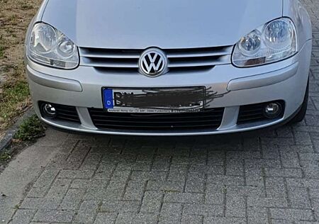 VW Golf Volkswagen 1.9 TDI DPF Tour