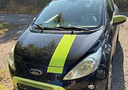 Ford Ka /+ 1.2 Titanium