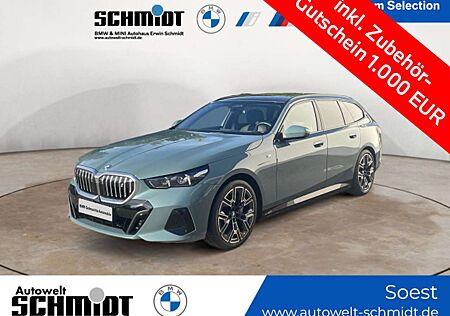 BMW i5 eDrive40 Touring M Sport / NP= 95.385,- / AHK