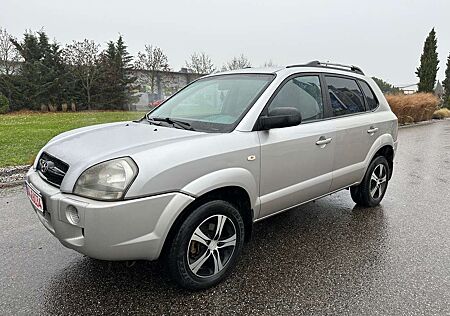 Hyundai Tucson 2.0 GLS (2WD)