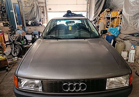 Audi 80